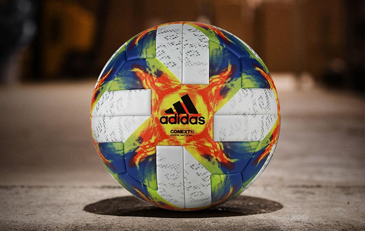 Adidas míč Conext 19